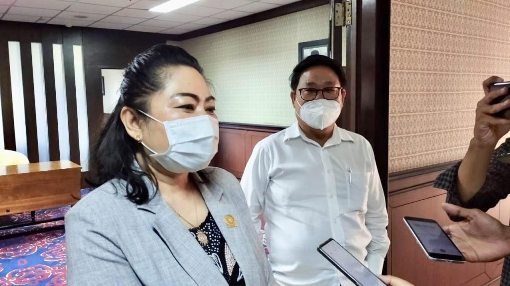 Komisi II Rapat dengan Dinas Kehutanan Bahas Perhutanan Sosial Sampai Ekaliptus