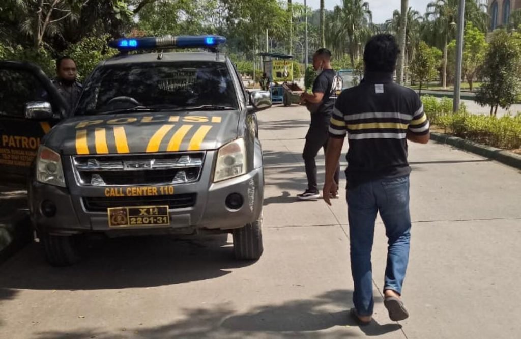 Polisi Amankan Jukir Tukang Palak di Depan Islamic Center