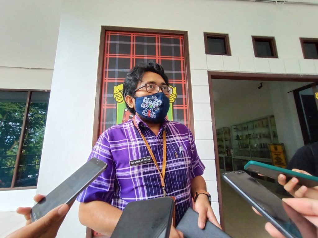 Bayar Parkir Sekarang Menggunakan Uang Elektronik