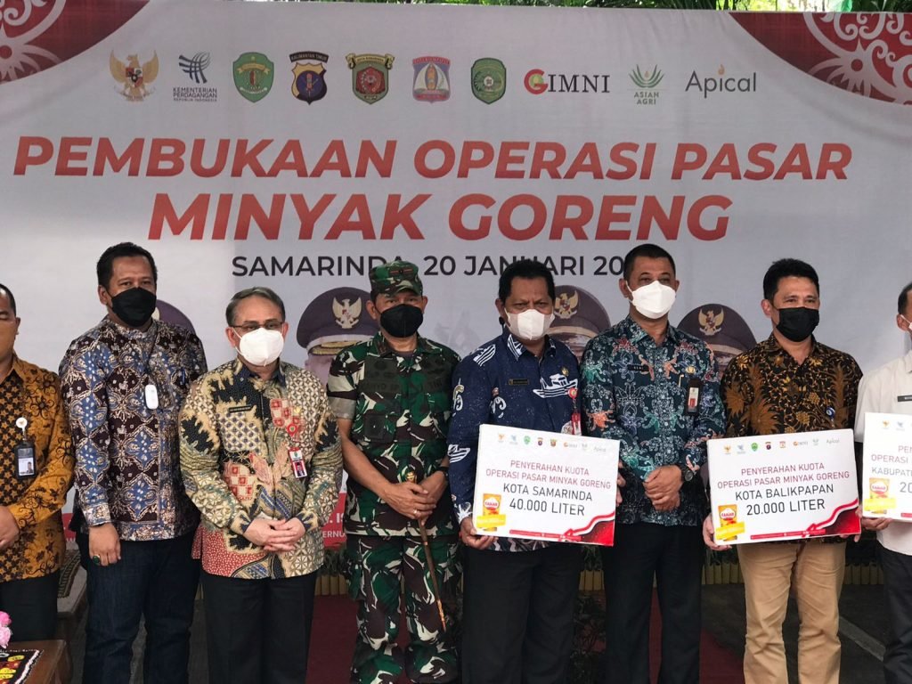 Kendalikan Harga Minyak Goreng, Disperindagkop Gelar Operasi Pasar