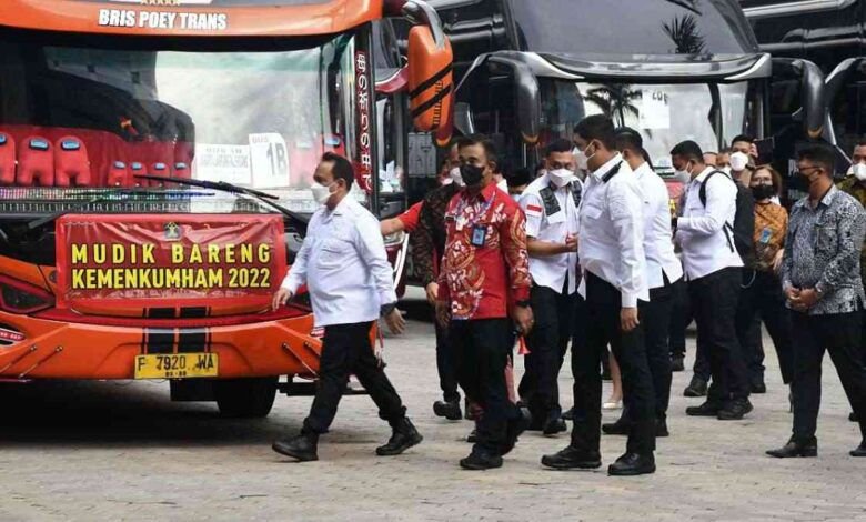 Kemenkumham Lepas 20 Armada untuk Mudik Bareng