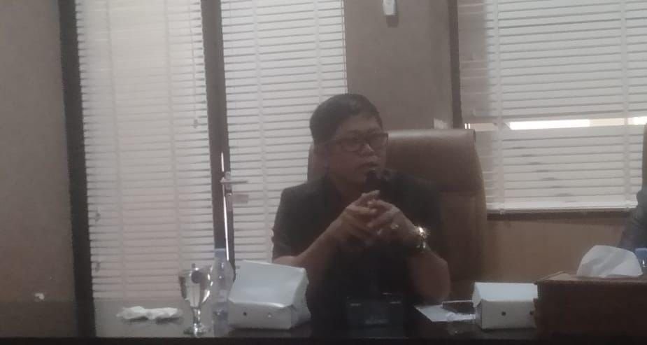 Ridwan Minta Diskop-UKMP Bontang Perbaiki Keramik Pasar Tamrin