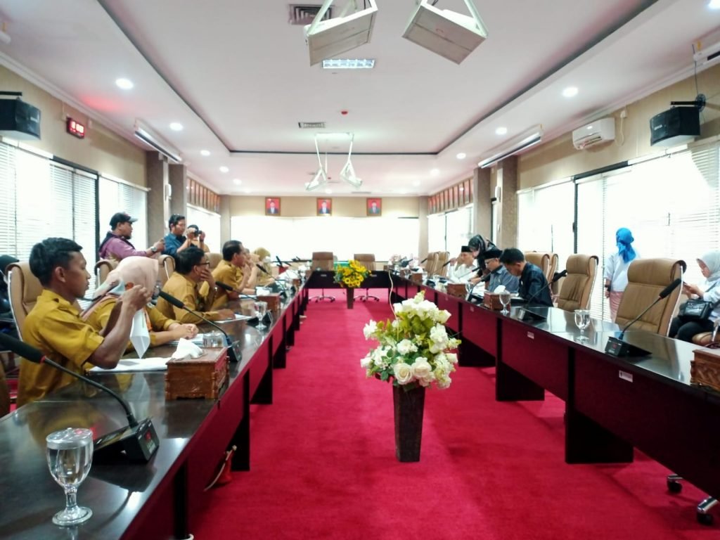 Pembuatan Lapak Baru, Solusi Penolakan Relokasi Pedagang Ikan