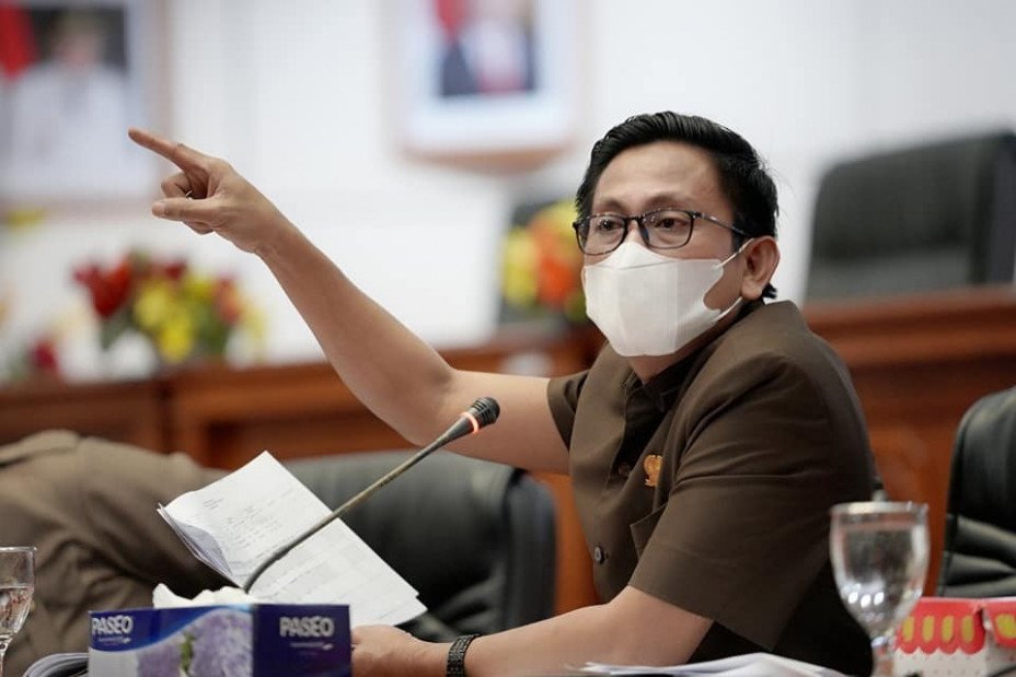Bakhtiar Wakkang Sayangkan Potensi PAD  Terbuang di TPI Tanjung Limau