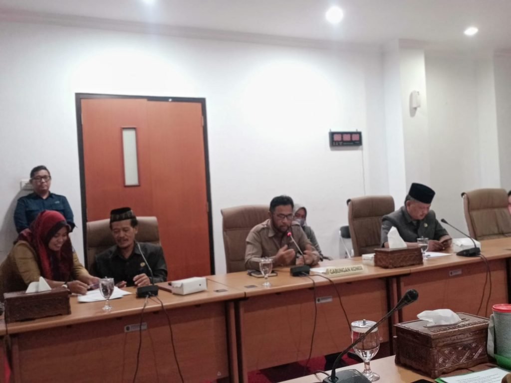Komisi III DPRD Bontang Minta Jalan Rusak Harus Cepat Diperbaiki