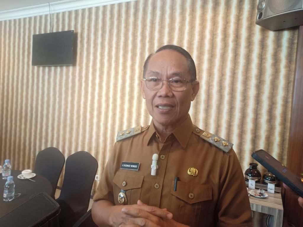 Rusmadi Harapkan UKS Dapat Menumbuhkan Perilaku Hidup Bersih dan Sehat Peserta Didik