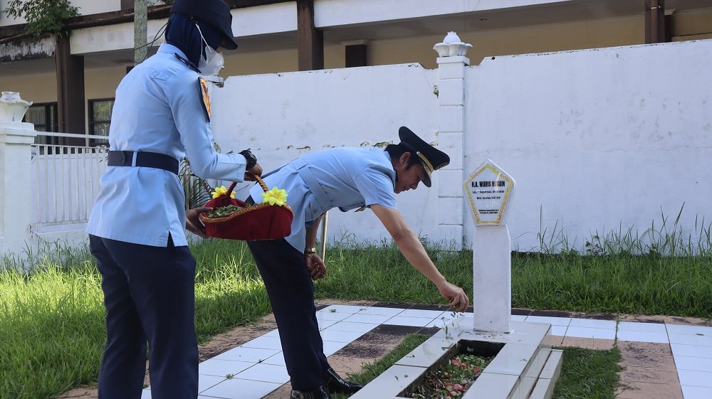 Peringati Hari Bhakti Pemasyarakatan ke-59, Kakanwil Kaltim Tabur Bunga