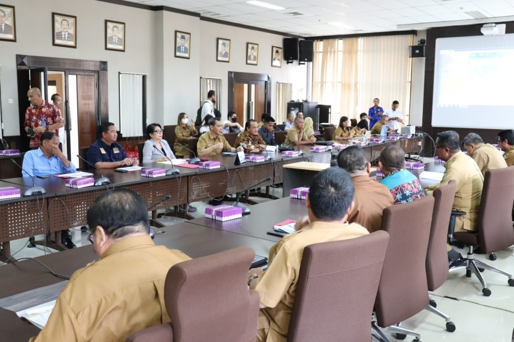 Jalan Rusak Parah di Empat Desa Penghubung di Kubar