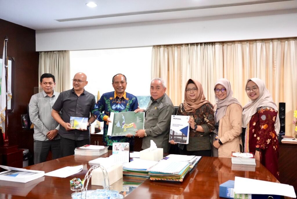 ITK Sebaiknya Belajar Ke China