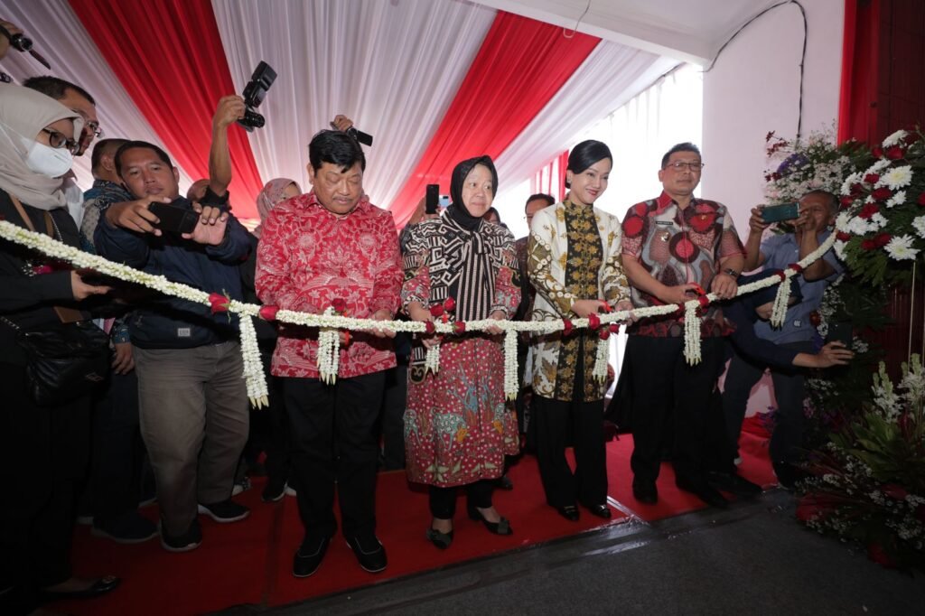 OJK dan Kemensos Edukasi Keluarga Pahlawan Ekonomi Nasional