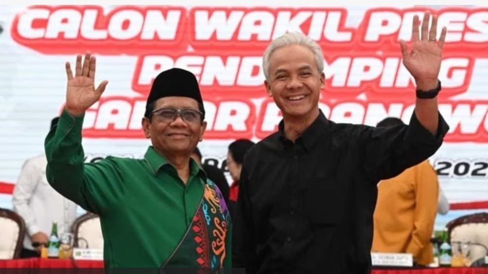 Megawati Umumkan Mahfud MD sebagai Cawapres Dampingi Ganjar Pranowo Ketua Umum PDIP, Megawati Soekarnoputri, secara resmi mengumumkan pilihan partainya untuk calon wakil presiden (cawapres) yang akan mendampingi bakal calon presiden Ganjar Pranowo dalam Pemilihan Presiden 2024.