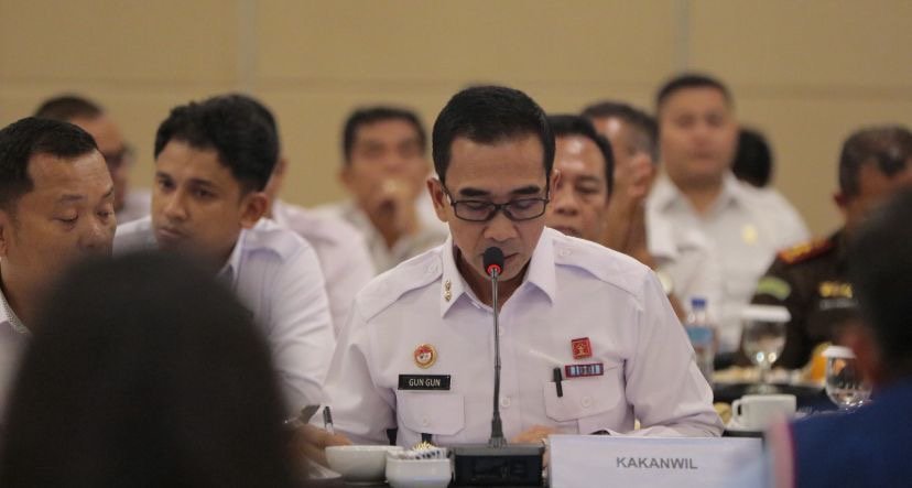 Terima Kunjungan Komisi III DPR RI, Kakanwil: Bangun UPT Kemenkumham Jadi Lebih Baik Kepala Kantor Wilayah (Kakanwil) Kementerian Hukum dan HAM (Kemenkumham) Kalimantan Timur (Kaltim) Gun Gun Gunawan menyambut baik kunjungan Komisi III DPR RI ke Wilayah Kalimantan Timur.