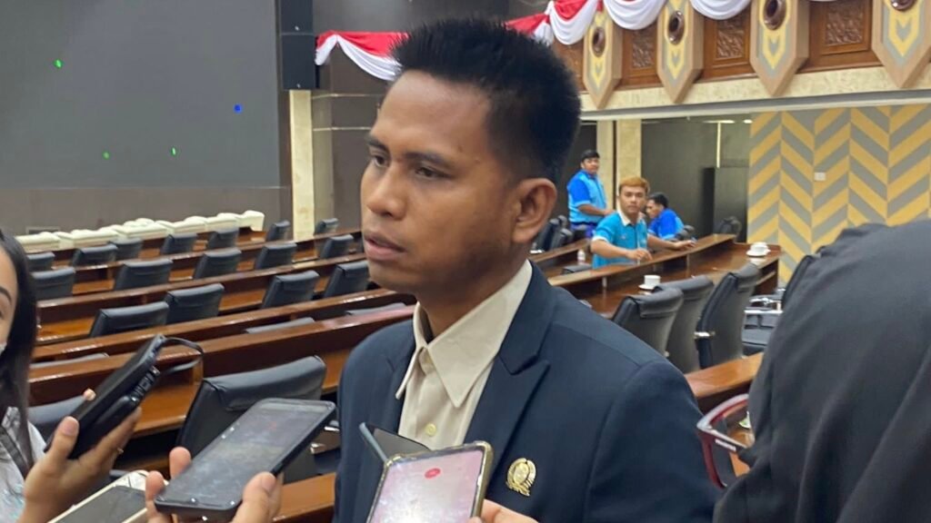 Anggota Komisi III DPRD Kalimantan Timur (Kaltim) Sutomo Jabir menyebut lubang tambang tidak apa dimanfaatkan namun harus memperhatikan berbagai hal.