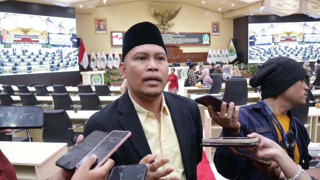 Salehuddin: Perda PUG Adalah Landasan Kiprah Berpolitik Bagi Perempuan Peraturan Daerah (Perda) Provinsi Kalimantan Timur (Kaltim) Nomor 2 Tahun 2016 tentang Pengarusutamaan Gender (PUG) merupakan landasan awal bagi perempuan untuk berkiprah lebih jauh dalam politik.