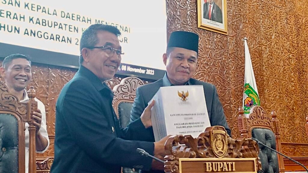 Bupati Kutai Timur Ardiansyah Sulaiman, mengumumkan peningkatan signifikan dalam Rancangan Anggaran Pendapatan dan Belanja Daerah (APBD) Kutai Timur tahun 2024, yang mencapai Rp9,148 triliun.
