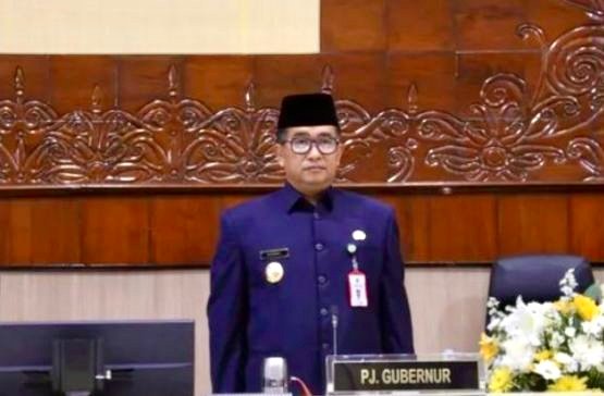Terima Hasil Reses DPRD Kaltim, Akmal Malik: Jangan Sampai di Pokir Saja Penjabat (Pj) Gubernur Kalimantan Timur (Kaltim) Akmal Malik berharap hasil reses DPRD Kaltim dapat menjadi bagian dalam menyempurnakan program dan kegiatan Pemerintah Provinsi Kaltim yang telah disepakati bersama.