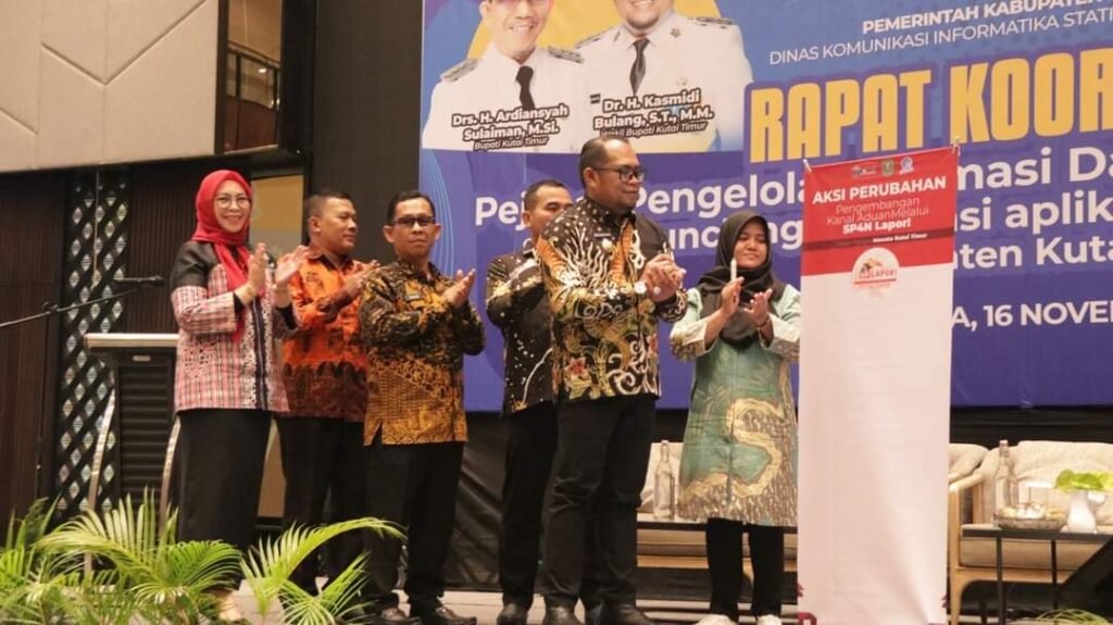 Diskominfo Staper Kutim Luncurkan Trobosan Inovatif sebagai Integrasi Aduan Pelaporan Masyarakat Kepala Dinas Diskominfo Staper Kutim melalui Bidang IKP dan Kehumasan Lisa Komentin mengungkapkan keberadaan media sosial sudah menjadi bagian tak terpisahkan dari aktivitas kehidupan sehari-hari masyarakat.