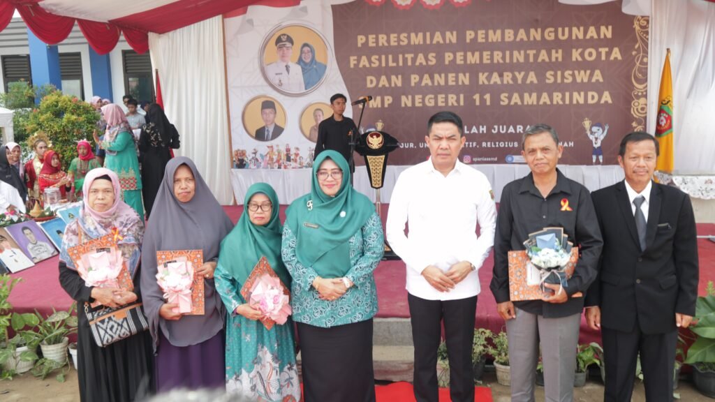 Literasi pendidikan menjadi hal yang perlu diutamakan disetiap jenjang pendidikan baik TK (Taman Kanak-kanak) maupun di level universitas.