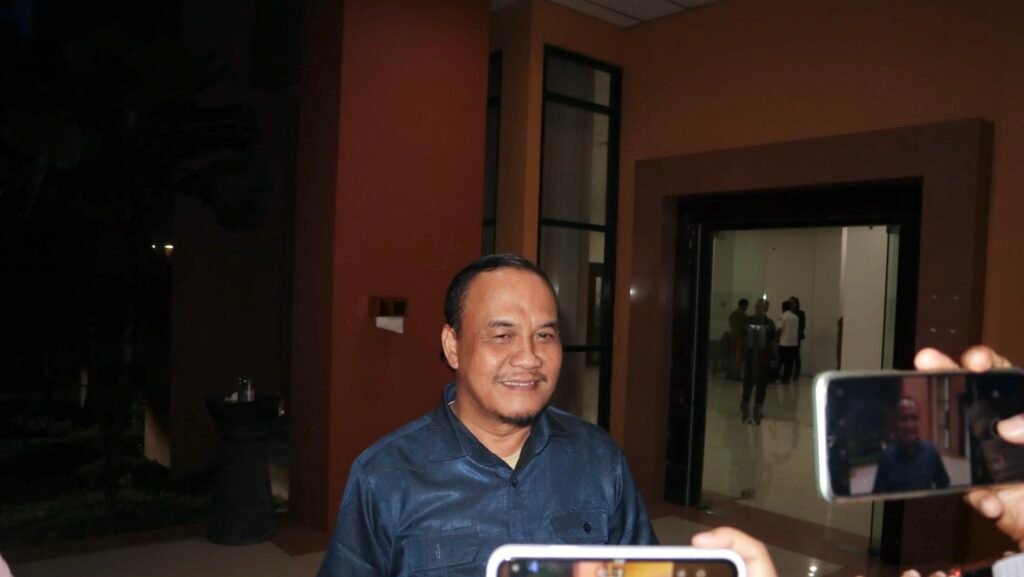 Jumlah PPL dan Petani Menurun, DPRD Kaltim Minta Pemerintah Ambil Tindakan Nyata Anggota DPRD Kalimantan Timur (Kaltim) Bagus Susetyo, mengatakan jumlah Penyuluh Pertanian Lapangan (PPL) dan petani terus berkurang dalam rentang waktu beberapa tahun terakhir.