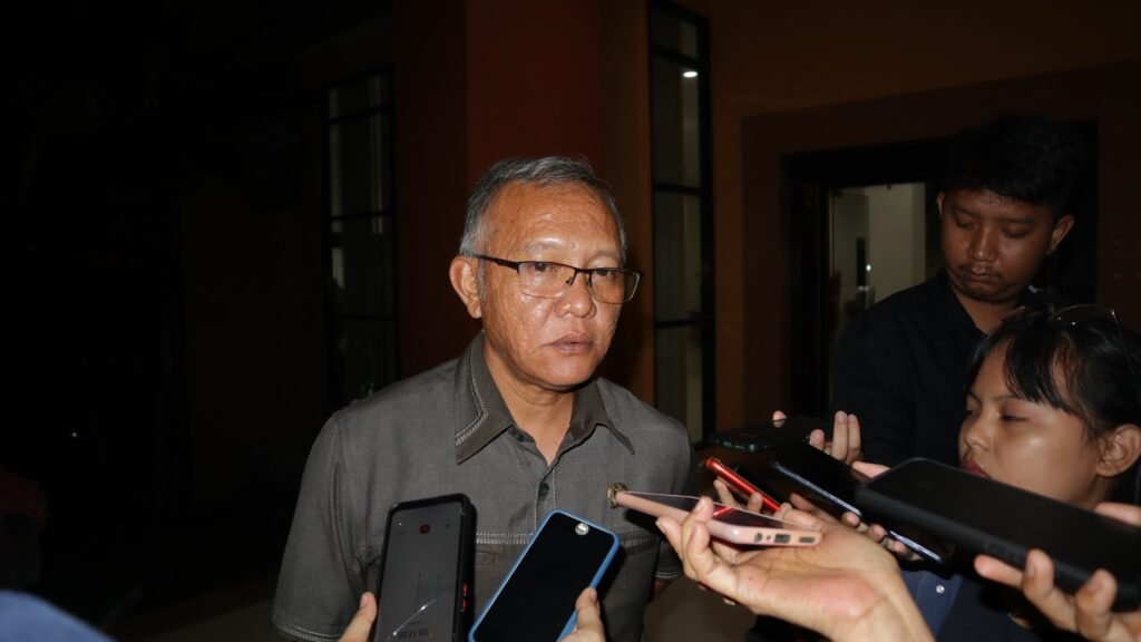 Terkait 5 Tersangka OTT, Ini Tanggapan Wakil Ketua DPRD Kalimantan Timur Komisi Pemberantasan Korupsi (KPK) menyampaikan dari 11 orang yang ditangkap dalam Operasi Tangkap Tangan (OTT) di Kalimantan Timur (Kaltim), 5 di antaranya resmi ditetapkan sebagai tersangka.