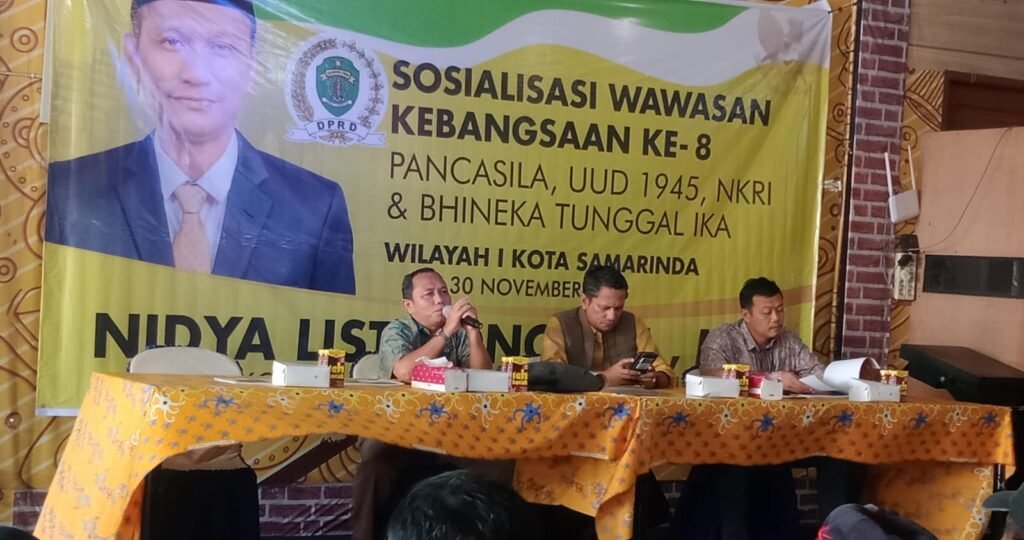 Kasubbid Bina Ideologi dan Wawasan Kebangsaan Badan Kesatuan Bangsa dan Politik (Kesbangpol) Provinsi Kalimantan Timur (Kaltim), Eko Susanto memberikan peringatan terkait penggunaan media sosial yang semakin masif menjelang Pemilihan Umum (Pemilu) Serentak 2024.