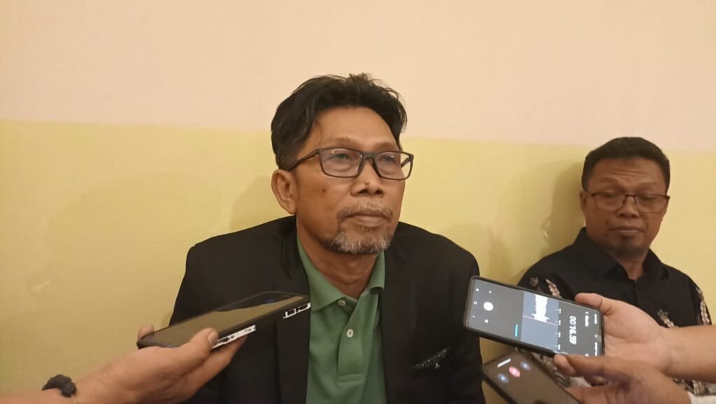 Kepala Dinas Pemuda dan Olahraga Provinsi Kalimantan Timur (Kaltim), Agus Hari Kesuma menegaskan pentingnya kritik dan transparansi dalam menjalankan tugas pemerintahan.