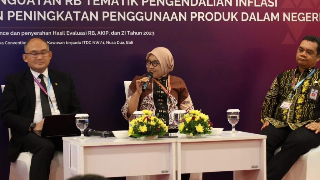 Bukan Daerah Penghasil Komoditi, Sekda: Kaltim Kerja Sama untuk Upaya Pengendalian Inflasi RBXperience 2023 yang dilaksanakan Kedeputian Bidang Reformasi Birokrasi, Akuntabilitas Aparatur dan Pengawasan Kementerian PANRB menggelar enam kelas coaching clinic. Salah satunya adalah penguatan RB tematik pengendalian inflasi.