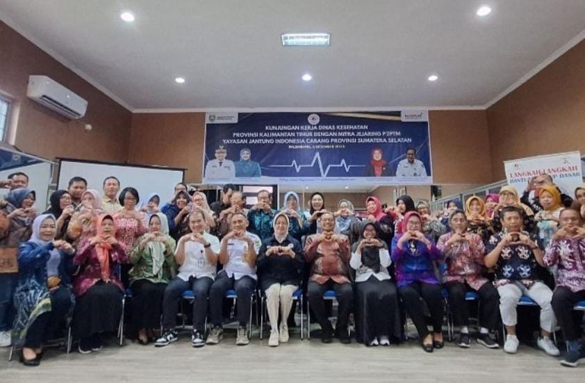 Jalin Kerjasama Lintas Sektor, Dinkes Kaltim Giatkan Workshop Jejaring PTM di Sumatera Selatan Kepala Dinas Kesehatan Provinsi Kalimantan Timur (Kaltim), Jaya Muallimin menjelaskan bahwa pencegahan dan pengendalian penyakit tidak menular tidak dapat dilaksanakan dengan maksimal jika hanya dilakukan oleh Dinas Kesehatan saja.