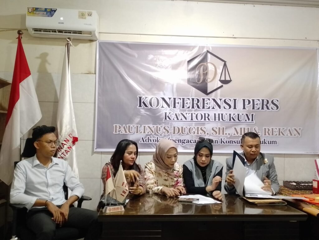Ditreskrimsus Polda Kaltim Tetapkan RP Tersangka Penipuan Berkedok Arisan Direktorat Reserse Kriminal Khusus Kepolisian Daerah Kalimantan Timur (Ditreskrimsus Polda Kaltim) akhirnya menetapkan RP sebagai tersangka dalam kasus penipuan berkedok arisan yang telah viral di Samarinda.