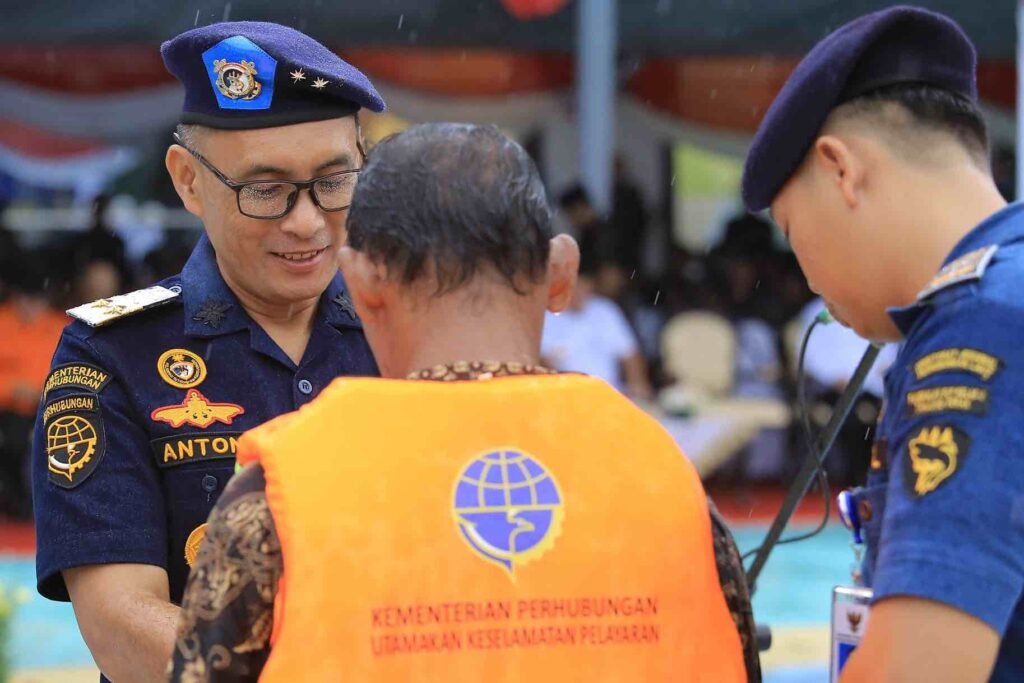KPLP Garda Terdepan Jaga Keselamatan Pelayaran di Indonesia
