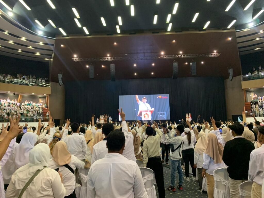 Andi Harun Beri Pembekalan Saksi TPS, Gerindra Siap Amankan Suara Terbanyak di Samarinda Dewan Pimpinan Cabang (DPC) Partai Gerindra Kota Samarinda menyelenggarakan Pembekalan Saksi TPS Partai Gerindra dan Saksi TPS Pemilihan Presiden (Pilpres) Prabowo-Gibran.