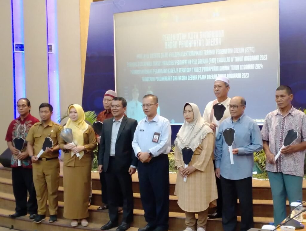 Wawali Puji Kinerja OPD atas Peningkatan Pendapatan Daerah Kota Samarinda Badan Pendapatan Daerah (Bapenda) Kota Samarinda, Kalimantan Timur (Kaltim) mencatat tren positif pada sektor retribusi, pajak, dan penyertaan modal di tahun 2023.