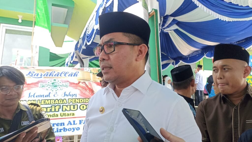 Wali Kota Samarinda Apresiasi Kontribusi NU dalam Kehidupan Sosial Wali Kota Samarinda, Kalimantan Timur (Kaltim), merasa bangga dan mengapresiasi Nahdlatul Ulama (NU) Kota Samarinda yang terus berikhtiar untuk berkontribusi pada umat, menjaga Islam di Indonesia, dan merawat keragaman dengan penuh toleransi.