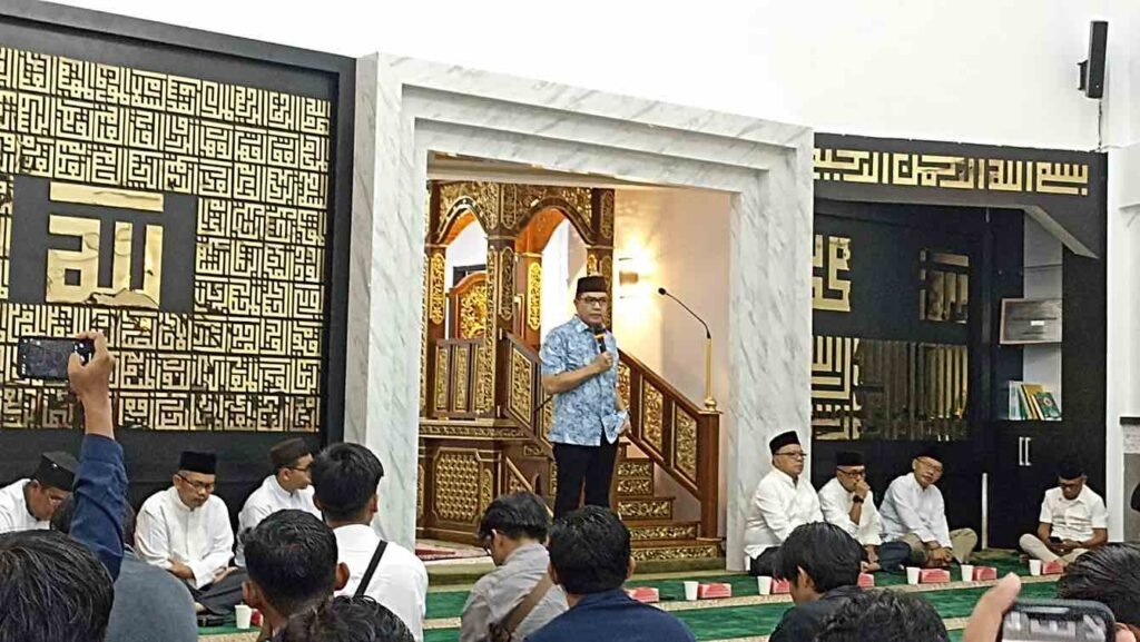 Wali Kota Samarinda Andi Harun menekankan peran penting jurnalis sebagai mujahidah atau pejuang untuk kebenaran.