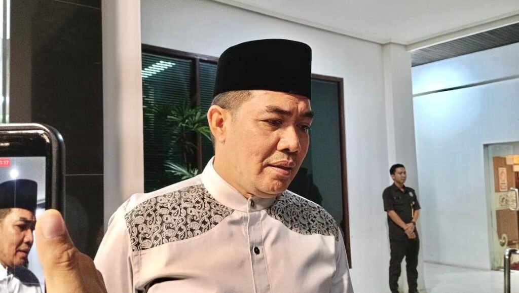 Wali Kota Samarinda Serukan Warga Segera Tunaikan Zakat Fitrah Wali Kota Samarinda, Andi Harun mengajak seluruh masyarakat Kota Samarinda untuk segera menunaikan kewajiban membayar zakat, terutama zakat fitrah menjelang Idulfitri.