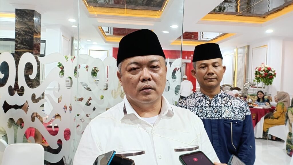 Cegah Balapan Liar, Polres Kukar akan Gelar Lomba Lari Malam Dalam upaya untuk mempromosikan aktivitas yang sehat dan positif di kalangan pemuda, Polisi Resort Kutai Kartanegara (Kukar) di Kalimantan Timur sedang bersiap untuk menggelar kompetisi lari malam sejauh 100 meter.