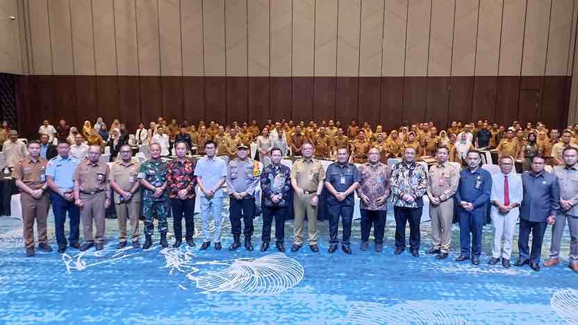 RKPD Tahun 2025 Kota Samarinda Fokus pada Penguatan SDM dan Ekonomi Kota Samarinda tengah mempersiapkan peran barunya sebagai kota penyangga Ibu Kota Nusantara (IKN) dengan memperkuat fondasi ekonomi dan meningkatkan sumber daya manusia (SDM).