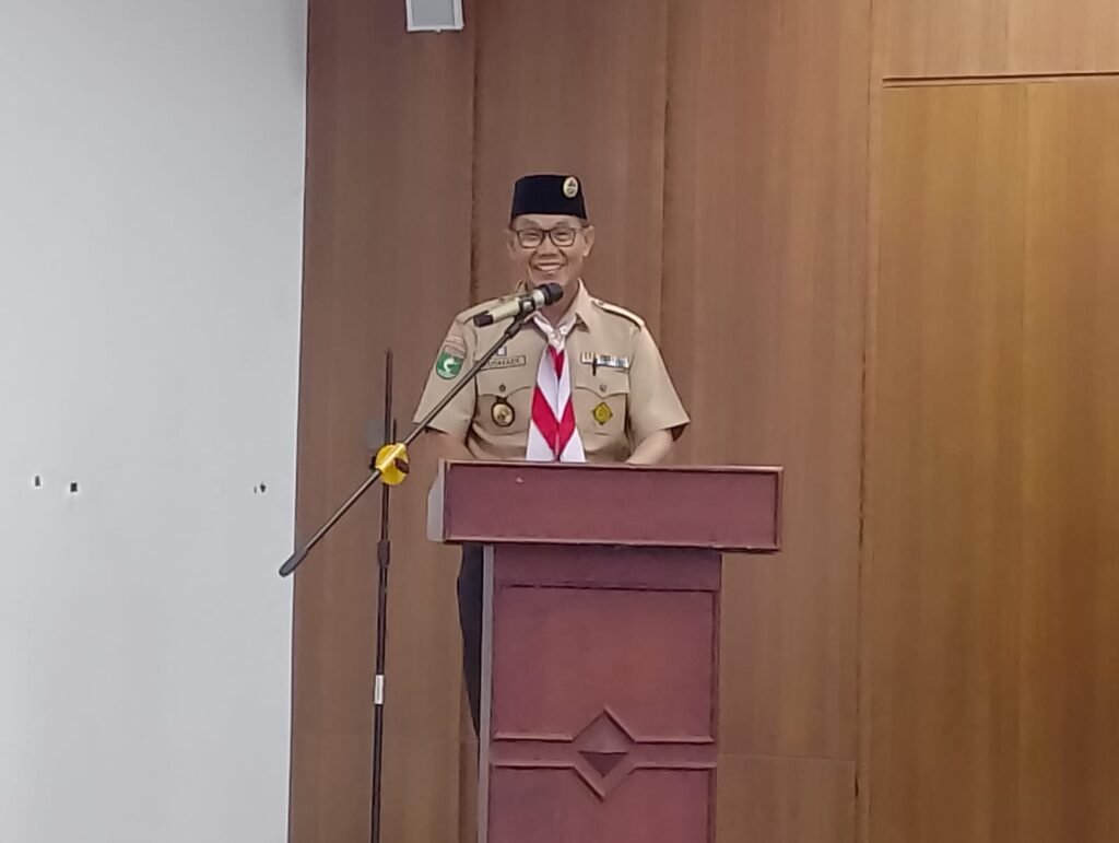 Rusmadi Sebut Kepramukaan Bagian Pendidikan untuk Membina Karakter Peserta Didik Ketua Kwartir Cabang (Kwarcab) Gerakan Pramuka Kota Samarinda, Rusmadi Wongso, resmi membuka Orientasi Kepramukaan Majelis Pembimbing Gugus Depan Kwartir Cabang Gerakan Pramuka Kota Samarinda, Kamis (7/3/2024).