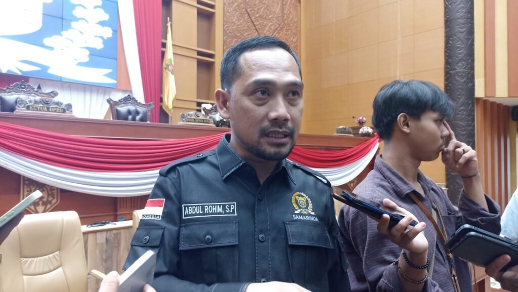 3 Fokus Utama Penyusunan Raperda Penyelenggaraan Jaminan Produk Halal dan Higienis Pansus II DPRD Kota Samarinda, Kalimantan Timur (Kaltim) mengadakan rapat terkait Penyusunan dan pembentukan Rancangan Peraturan Daerah (Raperda) Kota Samarinda mengenai Penyelenggaraan Jaminan Produk Halal dan Higienis, Rabu (20/3/2024).