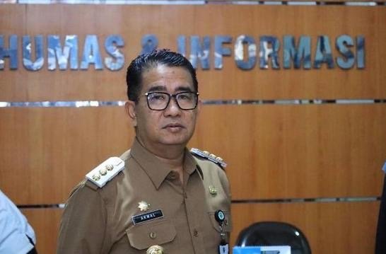 Pasien Berjubel, Pj Gubernur Minta RSUD AWS Atur Manajemen Waktu Penjabat (Pj) Gubernur Kalimantan Timur (Kaltim) Akmal Malik meminta Rumah Sakit Umum Daerah (RSUD) Abdul Wahab Sjahranie (AWS) Samarinda mengatur manajemen waktu yang baik agar distribusi pasien ke poliklinik bisa dilakukan lebih cepat dan lancar.