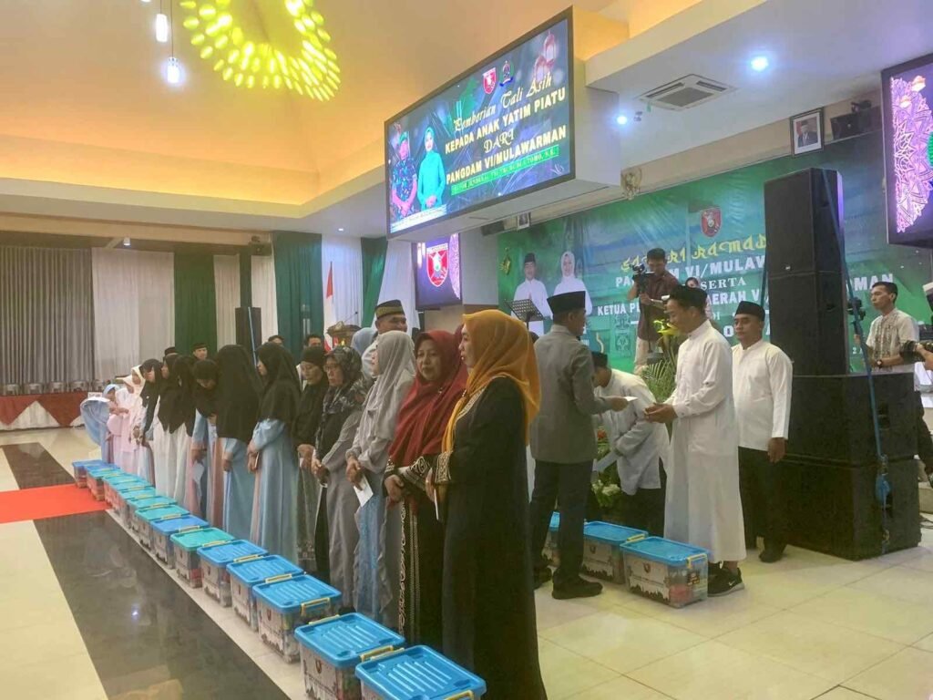 Pangdam Ingatkan, Berbagi Takjil Gratis Itu Salah Satu Bentuk Bersyukur Pangdam VI Mulawarman Mayjen TNI Tri Budi Utomo mengingatkan seluruh masyarakat, terutama umat muslim untuk wajib bersyukur atas rezeki yang didapat.