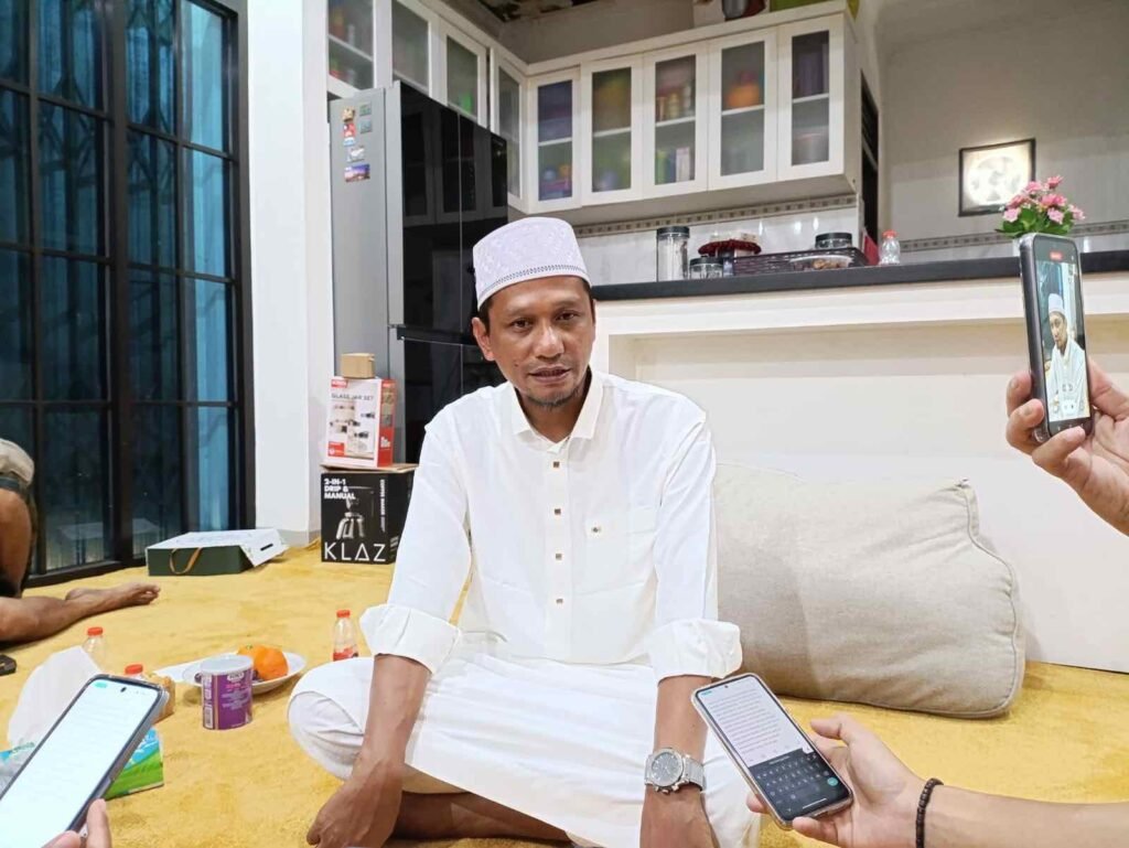 Pesan Nidya Listiyono untuk Masyarakat Muslim di Hari Idulfitri 1445 Hijriyah Hari kemenangan Idulfitri 1445 Hijriyah telah tiba, Ketua Komisi II DPRD Kalimantan Timur (Kaltim) Nidya Listiyono mengajak umat Muslim untuk merayakan momen fitri ini dengan penuh makna.