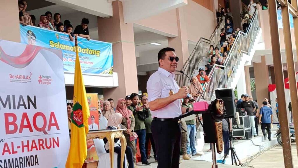 Pasar Baqa Beroperasi Kembali, Andi Harun Dorong Pedagang Penuhi Kebutuhan Produk Segar Pemerintah Kota Samarinda Kalimantan Timur (Kaltim) terus berkomitmen melakukan pembenahan terhadap infrastruktur pasar demi kenyamanan dan keamanan warga.