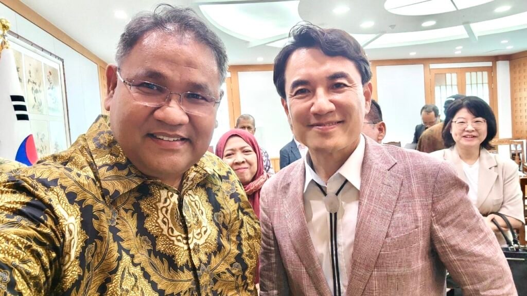 Partai Demokrat Siapkan Teguh Santosa Dampingi Bobby Nasution di Pilgub Sumut 2024 Ketua Umum Jaringan Media Siber Indonesia (JMSI) Teguh Santosa menegaskan bahwa Partai Demokrat bukanlah partai kaleng-kaleng.
