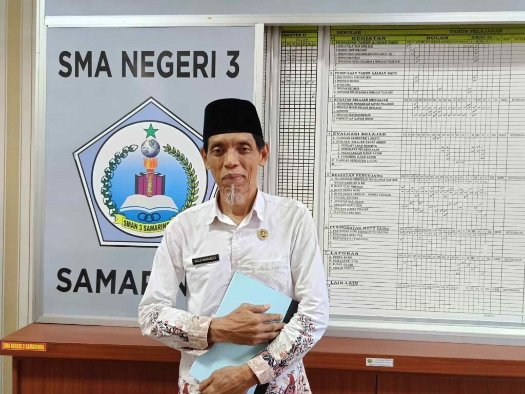 Kepala Sekolah SMA Negeri 3 Samarinda Muji Raharjo mengungkapkan Proses Penerimaan Peserta Didik Baru (PPDB) di tahun 2024 mengalami sejumlah peningkatan dan penyesuaian guna mengakomodasi tingginya minat masyarakat.