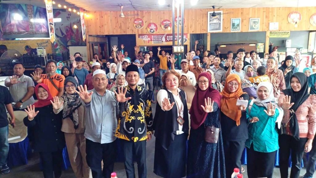 Ketua Komisi II DPRD Kalimantan Timur (Kaltim) Nidya Listiyono tidak kenal lelah untuk terus menggalakkan kesadaran masyarakat akan bahaya Narkoba.