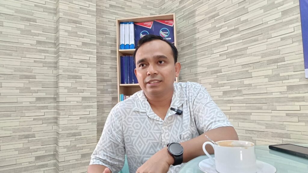 Pengalaman Jurnalistik Menjadi Modal Desman Melaju ke DPRD Kukar 2024-2029 Desman Minang Endianto, Direktur Koran Kaltim resmi terpilih sebagai Anggota Dewan Perwakilan Rakyat Daerah (DPRD) Kutai Kartanegara periode 2024-2029 Dapil 1 Tenggarong.