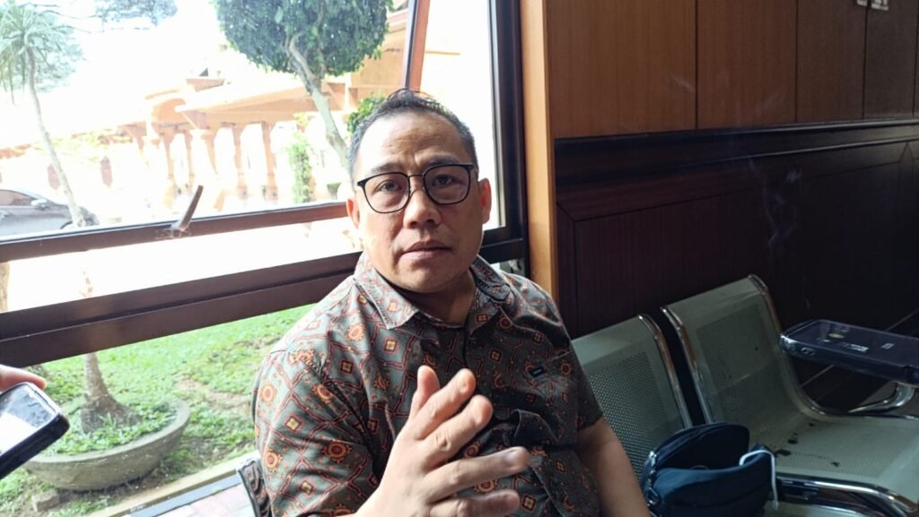 Sekretaris Komisi III DPRD Kalimantan Timur (Kaltim) Sarkowi V Zahry menegaskan pentingnya proses rekrutmen Aparatur Sipil Negara (ASN) di Ibu Kota Nusantara (IKN) memberikan porsi khusus bagi calon ASN dari Kalimantan Timur.