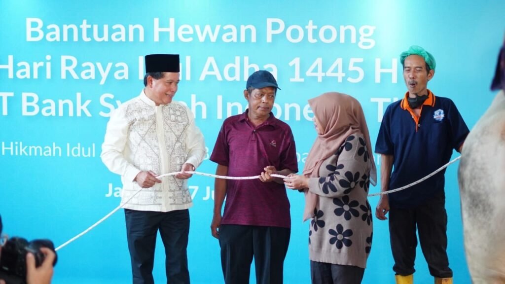 Manfaatkan BSI Mobile dan Hasanah Card, Bagi Hewan Kurban Untuk Masyarakat Dhuafa