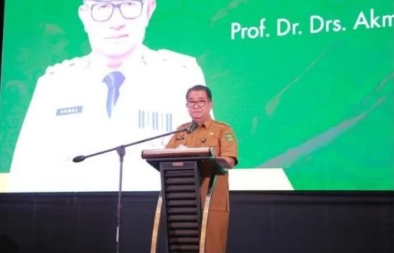 Gap Lahan 1,1 Hektare, Pemprov Minta Kabupaten/Kota Evaluasi Perusahaan Pemegang IUP Penjabat (Pj) Gubernur Kalimantan Timur (Kaltim) Akmal Malik meminta kabupaten dan kota mengevaluasi perusahaan sawit pemegang izin usaha perkebunan (IUP) yang belum melakukan penanaman sesuai tenggat yang ditentukan.